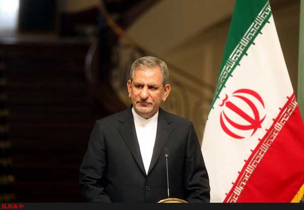 بیش از دیگران می‌دانم فساد تا کجا رخنه کرده است