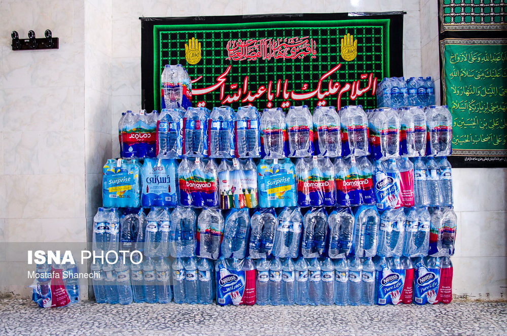 ویدئو / جمع‌آوری و ارسال کمک‌های مردمی به مناطق زلزله‌زده