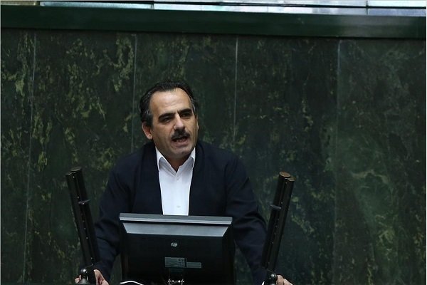 پزشکان هنوز زیرمیزی می گیرند