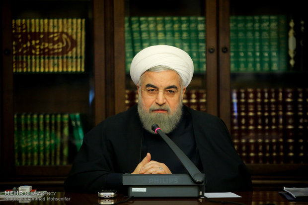 نقد با خشونت و تخریب اموال عمومی متفاوت است