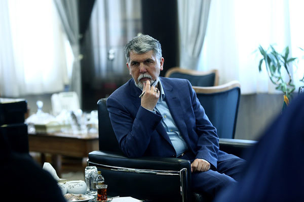 ستاره ها زلزله زدگان را فراموش نکنند