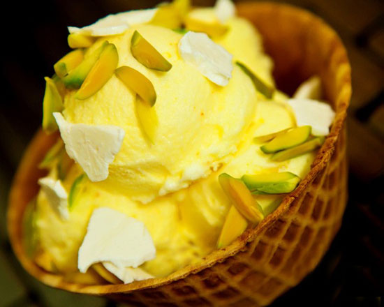 طرز تهیه بستنی سنتیِ خانگی