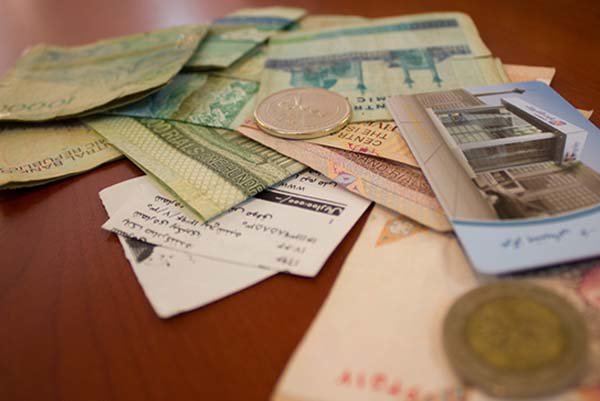 اپراتورها با صنعت پرداخت تعامل سازنده را آغاز کنند