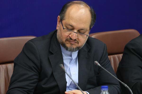 دو حکم جدید وزیر صنعت/مدیرکل تامین مالی وزارت صنعت منصوب شد