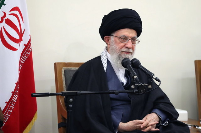 رهبر انقلاب در دیدار اعضای کنگره شهدای جامعه کارگری