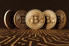 آیا هنوز باید روی بیت کوین سرمایه گذاری کنیم؟