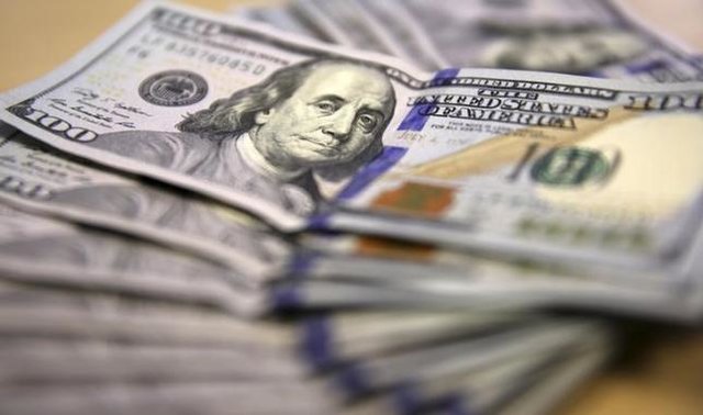 تشریح علت ممنوعیت ثبت سفارش با دلار آمریکا
