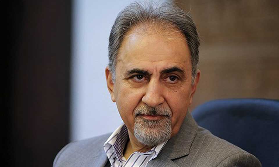 دروغ می‌سازند و به‌آن حمله می‌کنند