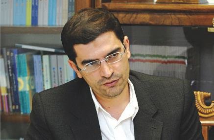 قاضی‌زاده: سانسور لوگوها با کج سلیقگی بود/تغییر در برنامه کلاه قرمزی با پیگیری هیئت نظارت بود