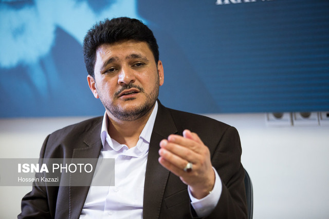 بانک مرکزی به مجلس پاسخگو نیست/وجود 3 فراکسیون از دلایل ناکارآمدی مجلس است