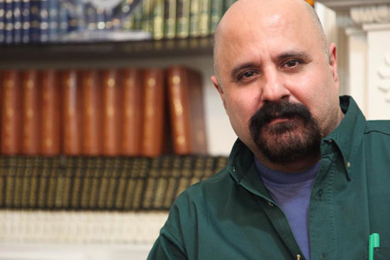 سهیل محمودی: شعر ابزار گفت‌وگوي تمدن‌هاست