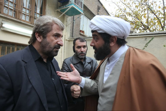 ده‌نمکی تا مرا به کشتن ندهد ول کن نیست