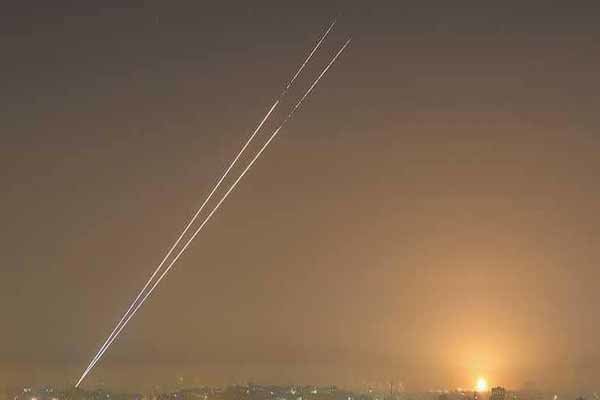 زخمی شدن ۴ صهیونیست در حملات راکتی گروه های مقاومت فلسطین