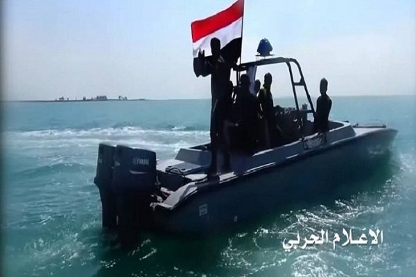 حمله نیروهای یمنی به بندر جیزان عربستان بعد از فرودگاه دبی امارات
