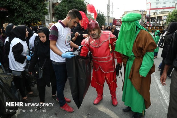 هر عزادار یک پاکبان‎
