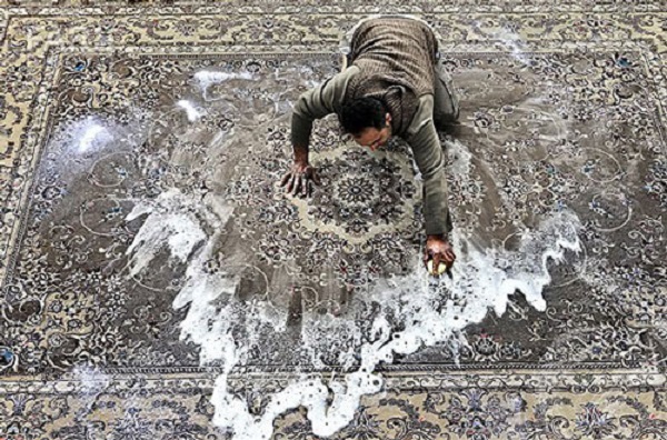 شست‌وشوی فرش خانگی