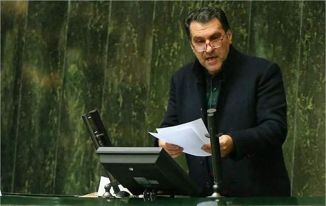 ادیانی: الاغ برجامی که تحویل گرفتیم چموش است و لگد می‌زند