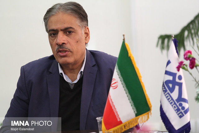 آشوری: فرجی تا ۸ اسفند فرصت ارائه مجوز دارد