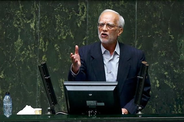 زمینه حضور جوانان برای استفاده بهینه از فضای مجازی مهیا شود