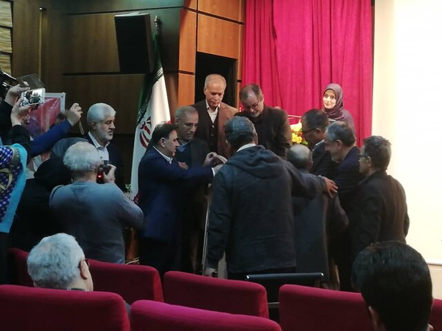 به‌راحتی از مداخله در زندگی آدمها صحبت می‌شود