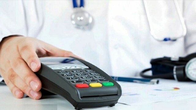 فیضی: پزشکان از نصب پوز در مطب‌هایشان استقبال کنند/ مالیات مختص پزشکان نیست