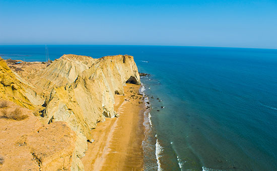سفر به «هرمز»؛ یک جزیره کاملا زنانه