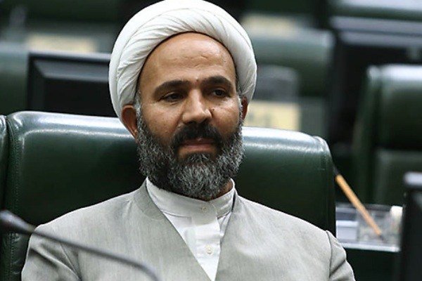 پژمانفر: درخصوص اعلام به موقع قیمت خرید تضمینی گندم و چغندر اقدام شود
