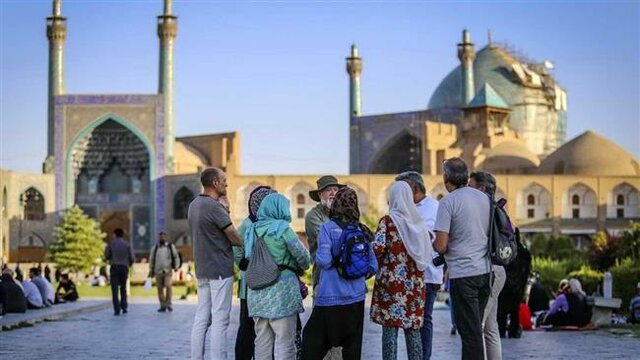 رتبه بحرانی ایران در جذب گردشگر/ عقب ماندن از ترکیه،امارات و قطر