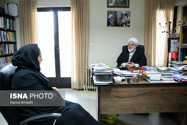 مصباحی مقدم: نقش احزاب وتشکل‌های غیر روحانی در پیروزی انقلاب یک اپسیلون بود