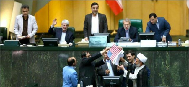 ذوالنور؛ از کوچه «هوشنگ‌چپ» تا استیضاح روحانی