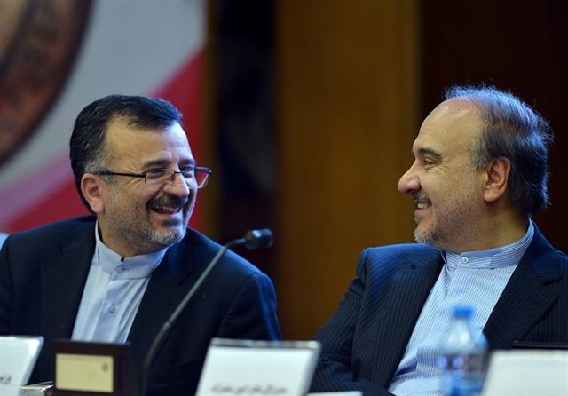 سلطانی فر: خبرنگارها حاشیه ایجاد نکنند تغییر زمان ثبت نام والیبال مشکلی ندارد