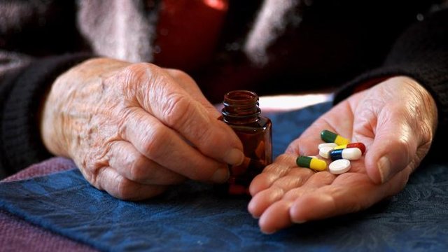 15 بیماری شایع سالمندی/ لزوم توسعه تربیت متخصصان طب سالمندی