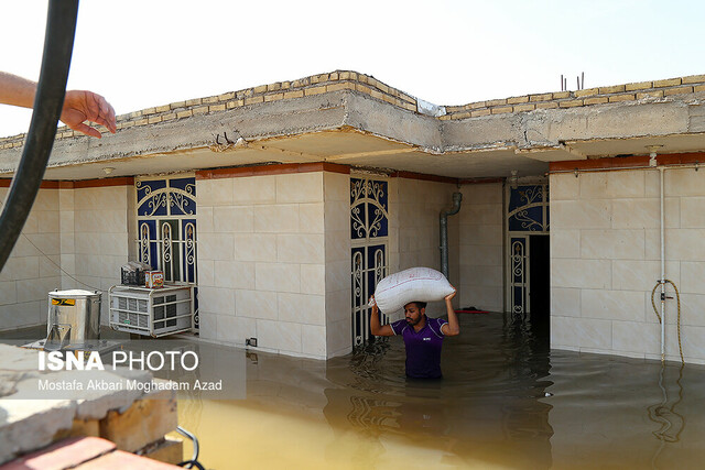 تصمیمات مجلس برای مناطق سیل زده/بازگشت مشایی وبقایی به زندان/واکنش‌ها به تصمیم آمریکا برای سپاه