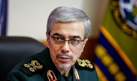 نیروهای مسلح “حصار امنیت” و مایه اطمینان و آرامش خاطر ملت ایران هستند