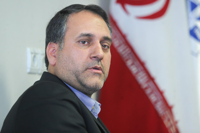 باستانی: دولت ترامپ به دلیل خروج از معاهدات بین‌المللی قابل اعتماد نیست