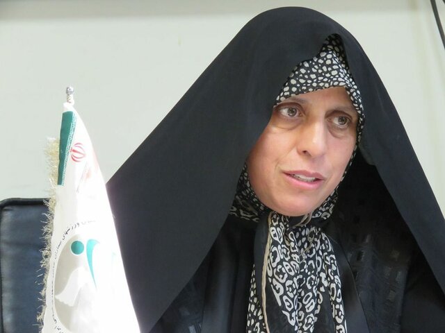 فرهادی‌زاد: دختران فوتبال و فوتسال باید به حق‌شان برسند