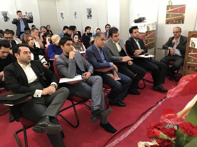 رونمایی از «تاریخ هوانوردی» در نمایشگاه کتاب