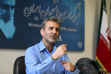 انتقاد به نحوه جذب مددکاران اجتماعی توسط وزارت بهداشت