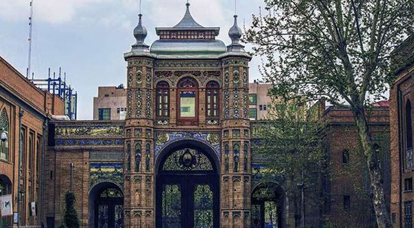 میدان مشق؛ میدان شگفتی‌ها و اولین‌ها