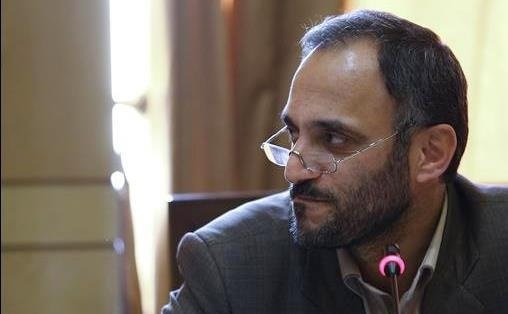 قربانی: دانشگاه‌ها یک ترم تعطیل باشند
