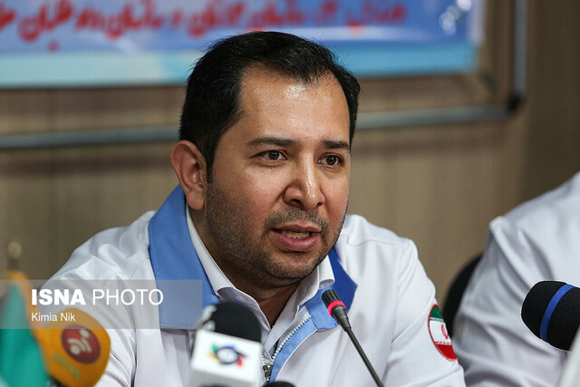 دعوت از هنروران و ورزشکاران برای مشارکت در توزیع لوازم التحریر و کتاب بین سیل‌زدگان