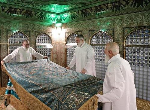 مراجع عظام تقلید در کنار مضجع منور امام رضا(ع)