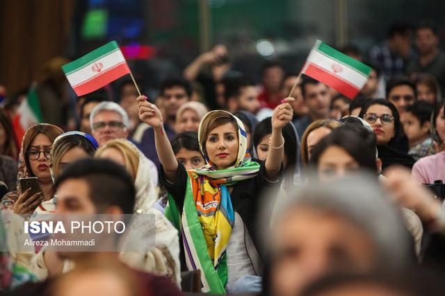 وزیر ورزش هم پیش شرط “بانوان” را نپذیرفت
