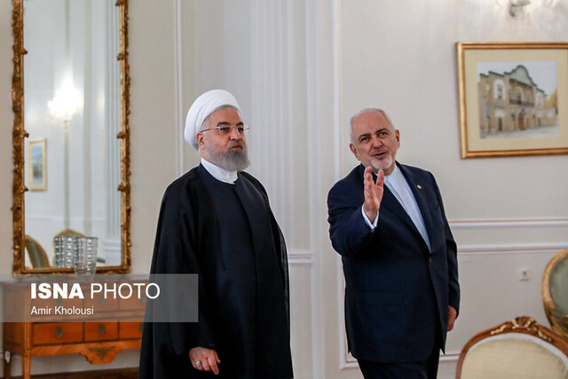 ظریف : مستقل بودن سخت و شیرین است/ آمریکایی‌ها به دیپلماسی پشت کرده‌اند