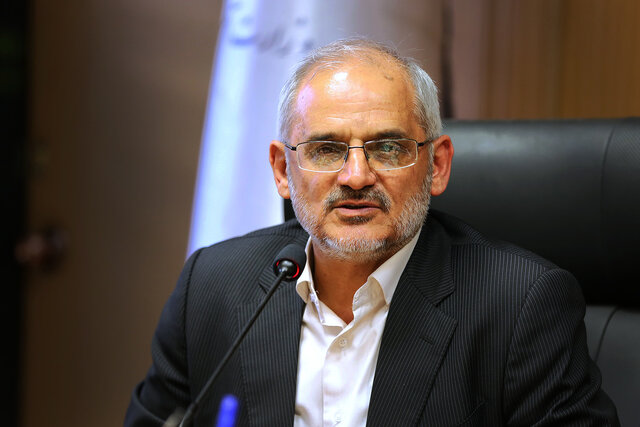 رتبه‌بندی فرهنگیانِ با بیش از دو سال سابقه کار/افزایش ۲۰۰ تا ۷۰۰ هزار تومانی دریافتیِ معلمان