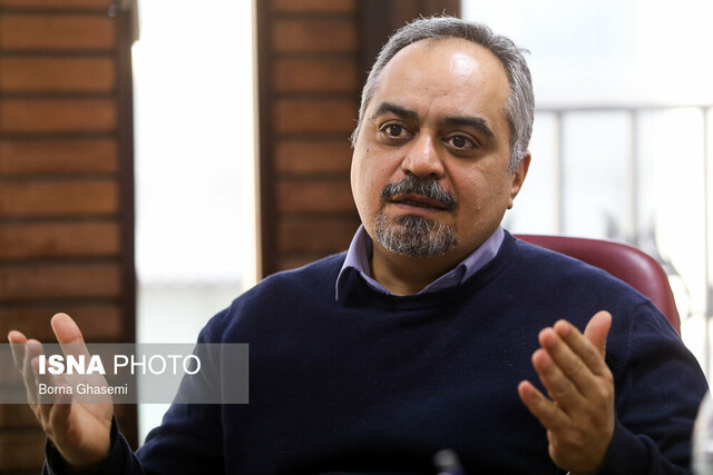 هومان حسن‌پور: تخفیف‌های غیرمتعارف در حوزه نشر پیگیری می‌شود
