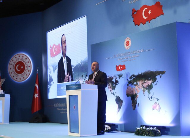 چاووش‌اوغلو: برخی از سازمان‌های اطلاعاتی خارجی از فتو حمایت می‌کنند