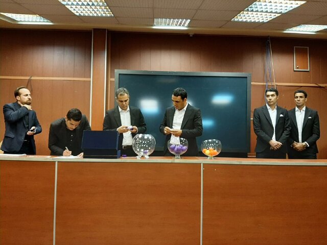 قرعه‌کشی مرحله یک شانزدهم نهایی جام حذفی آغاز شد/ شیراز میزبان بازی فینال