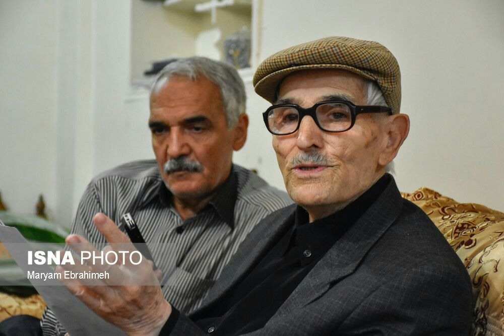 او مرید و همدم “شهریار” بود