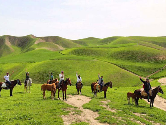 ترکمن صحرا؛ تلفیق صدای دوتار و یال اسب!